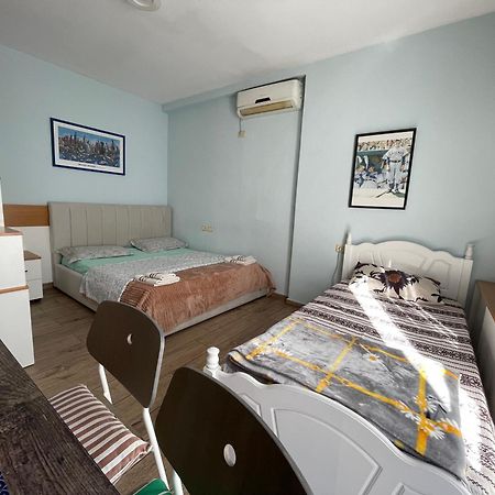 Enjoy Travel Cute Studio Apartment Тирана Экстерьер фото